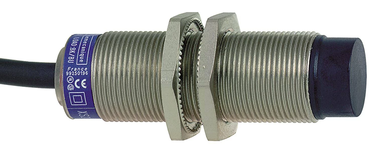 ДАТЧИК ПРИБЛИЖЕНИЯ 20A264В -8MM XS2M18MA250